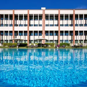 https://leonardo-da-vinci-rome-airport.it-romehotels.com
