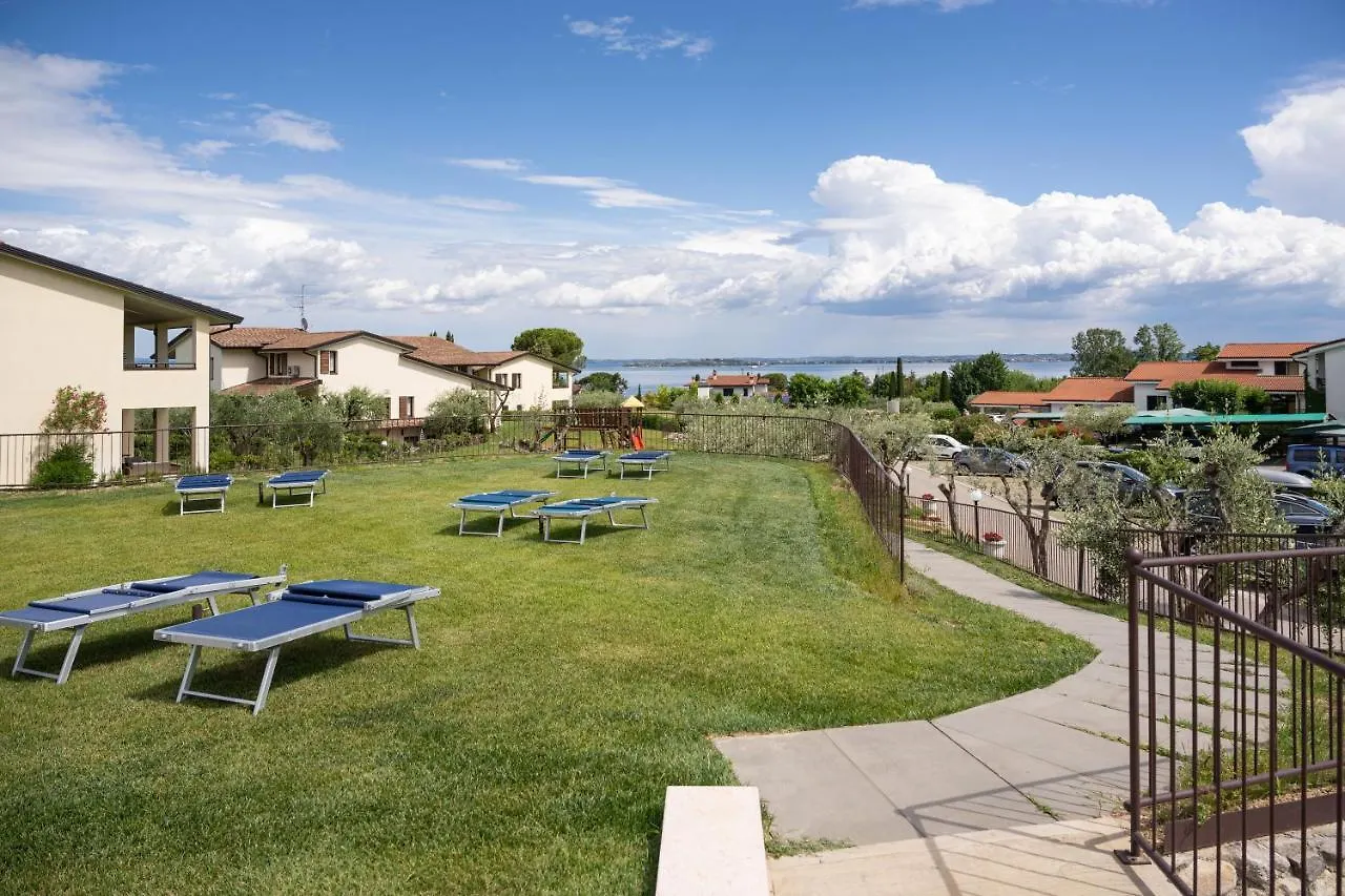 Residence Primera Moniga del Garda Италия