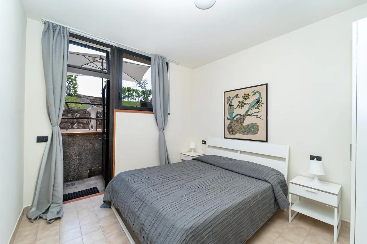 Residence Primera Moniga del Garda Апарт-отель