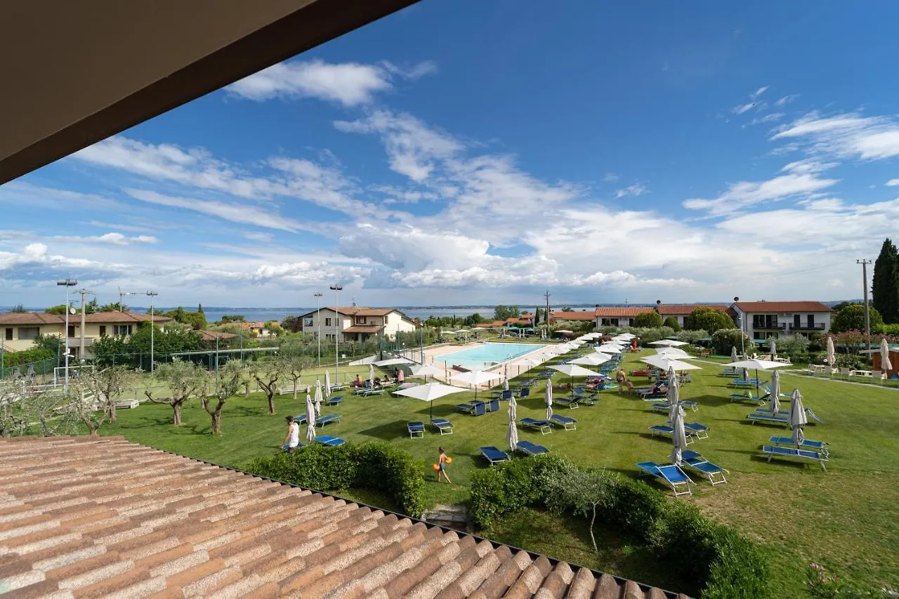 Residence Primera Moniga del Garda 4*,